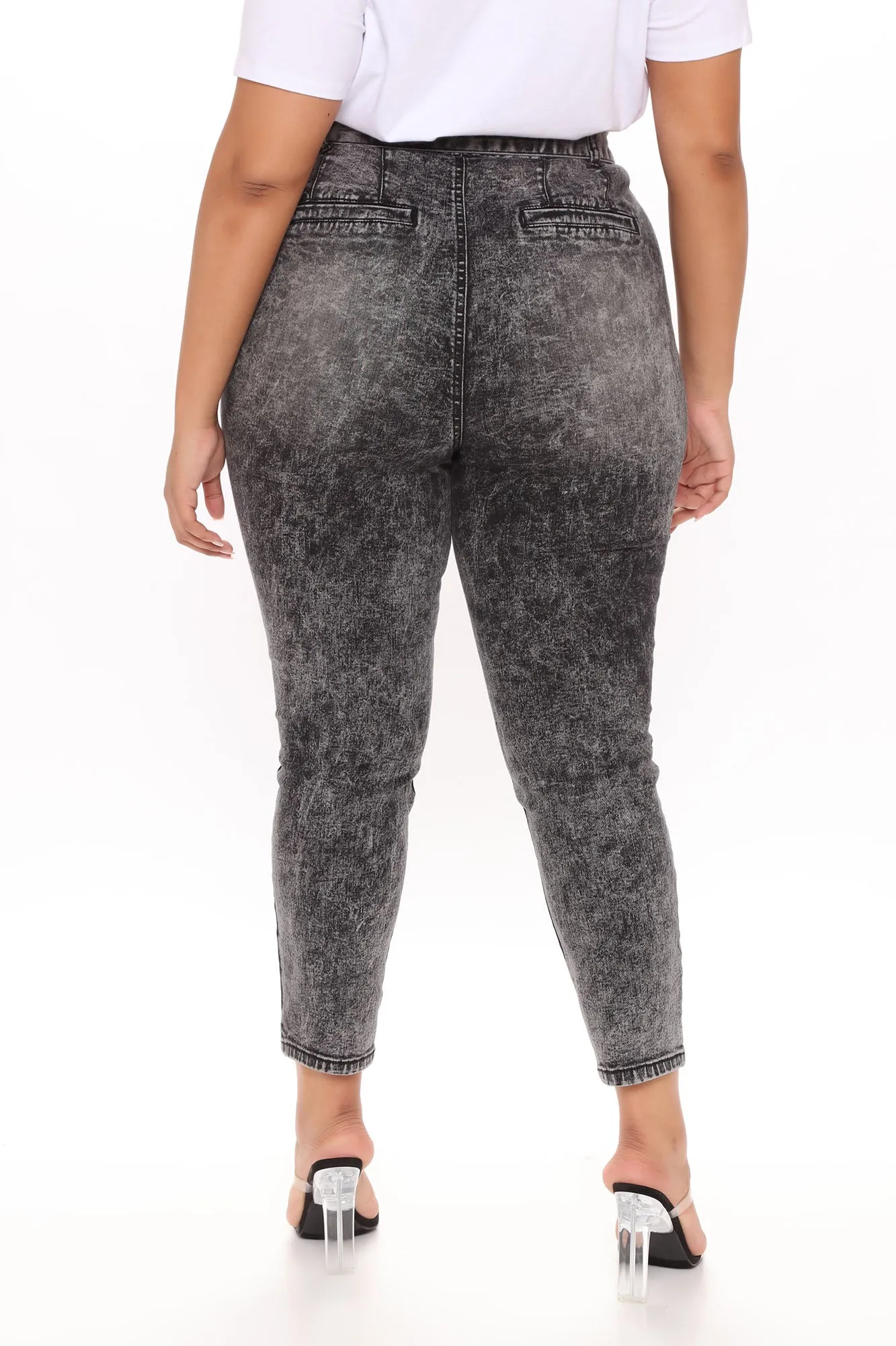 All Wrapped Up High Rise Jeans - Black