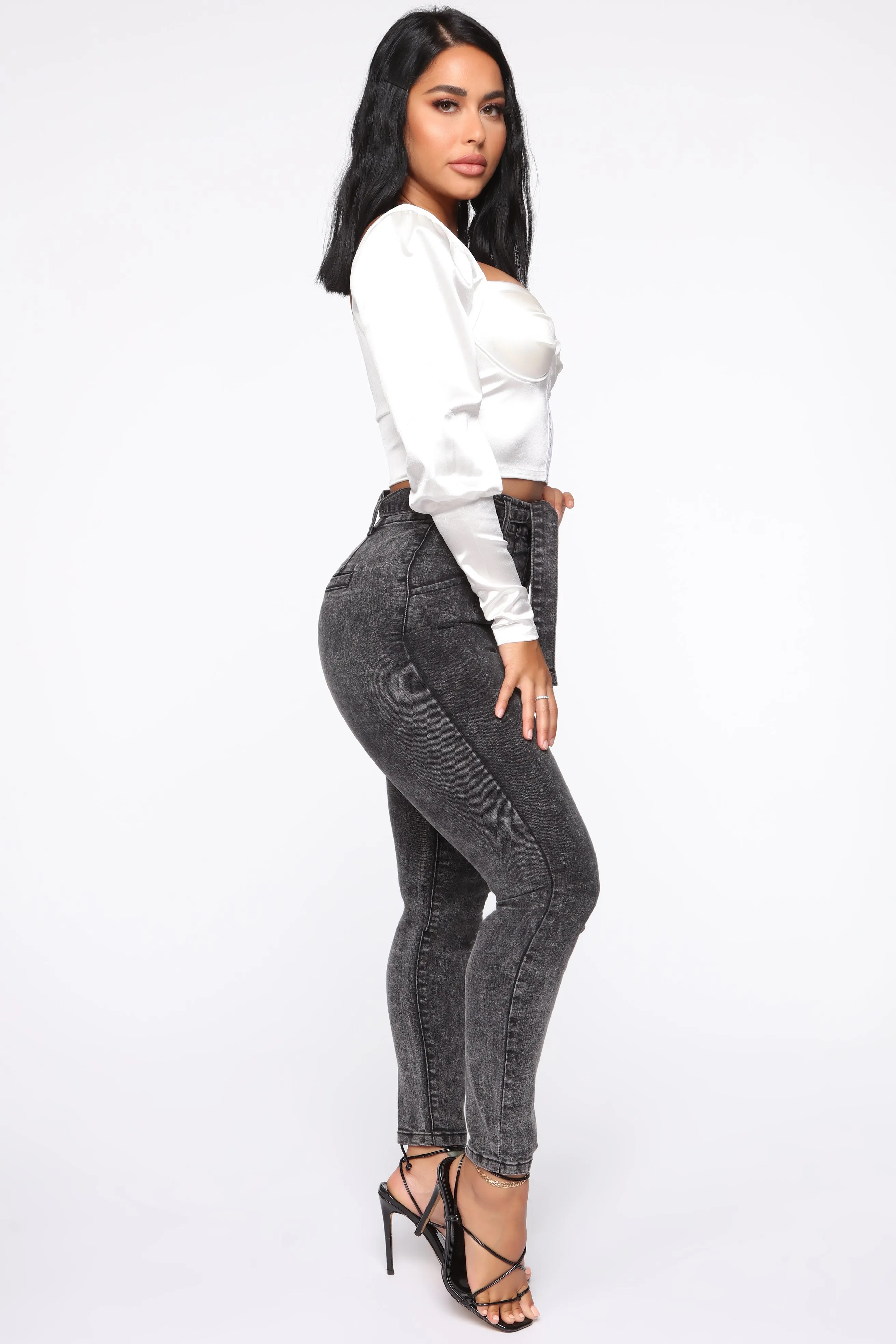 All Wrapped Up High Rise Jeans - Black