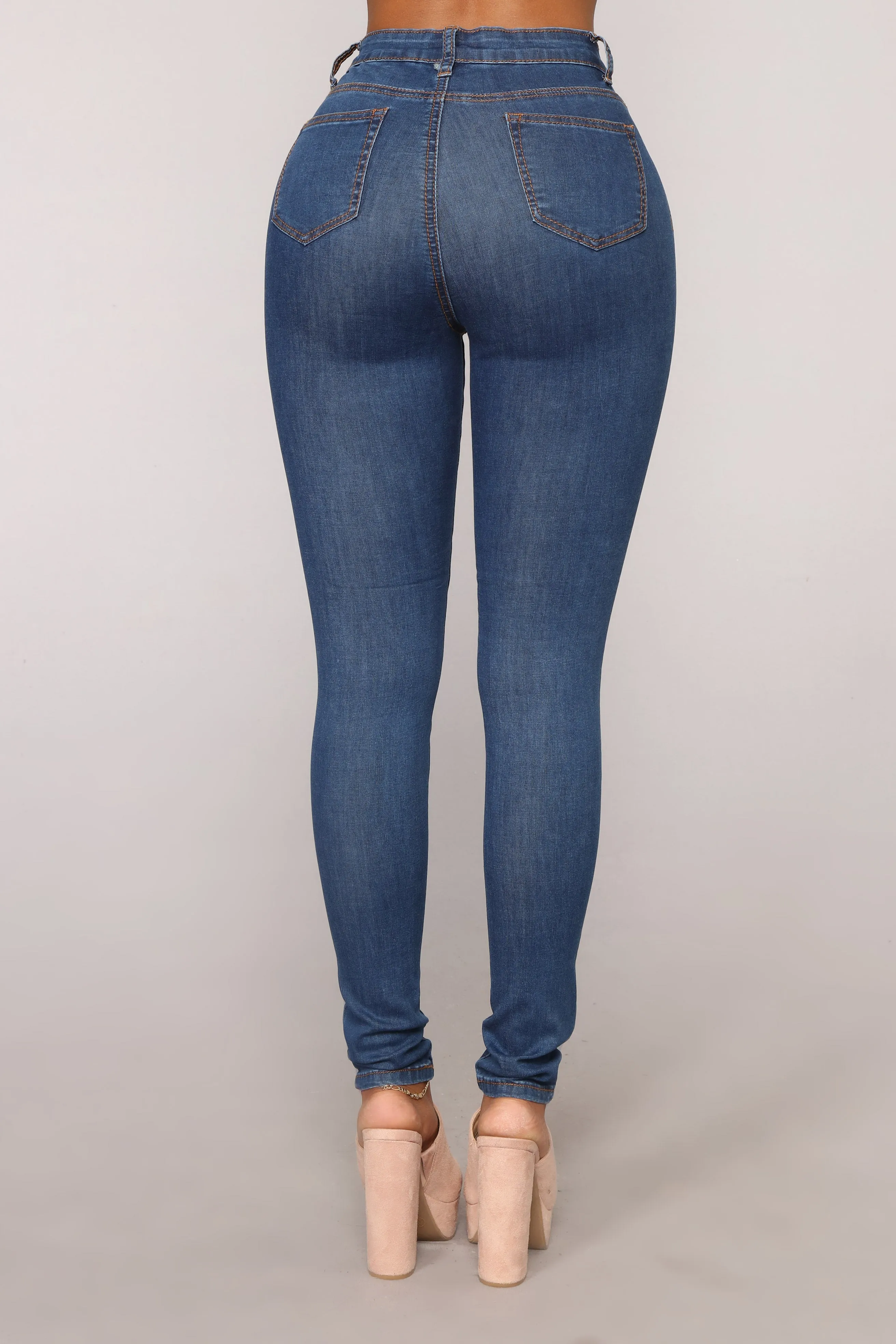 Bella High Rise Skinny Jeans - Medium Blue Wash