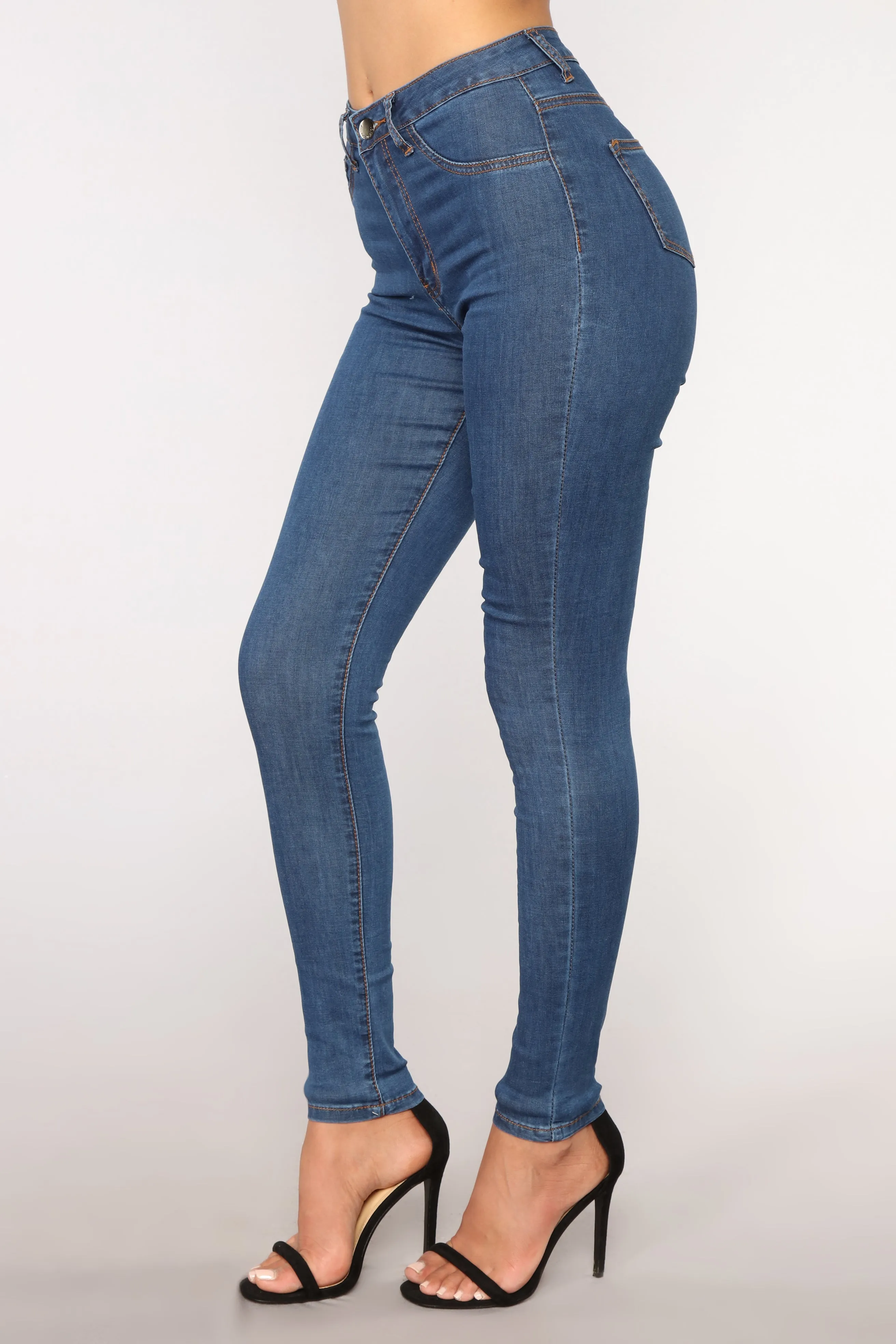 Bella High Rise Skinny Jeans - Medium Blue Wash