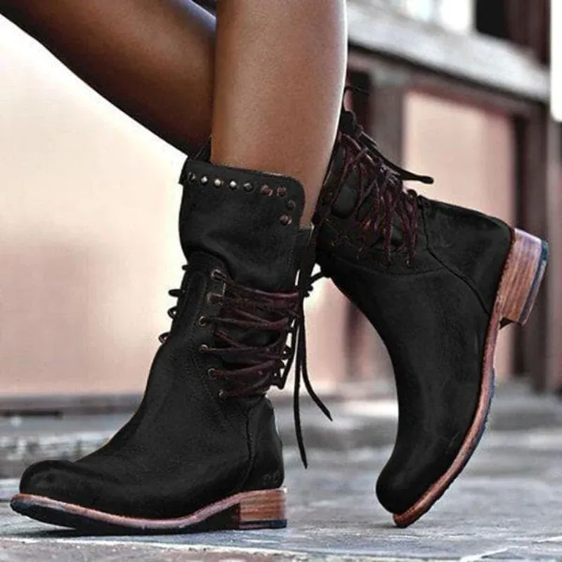 Bridget | Classic Lace-Up Boots