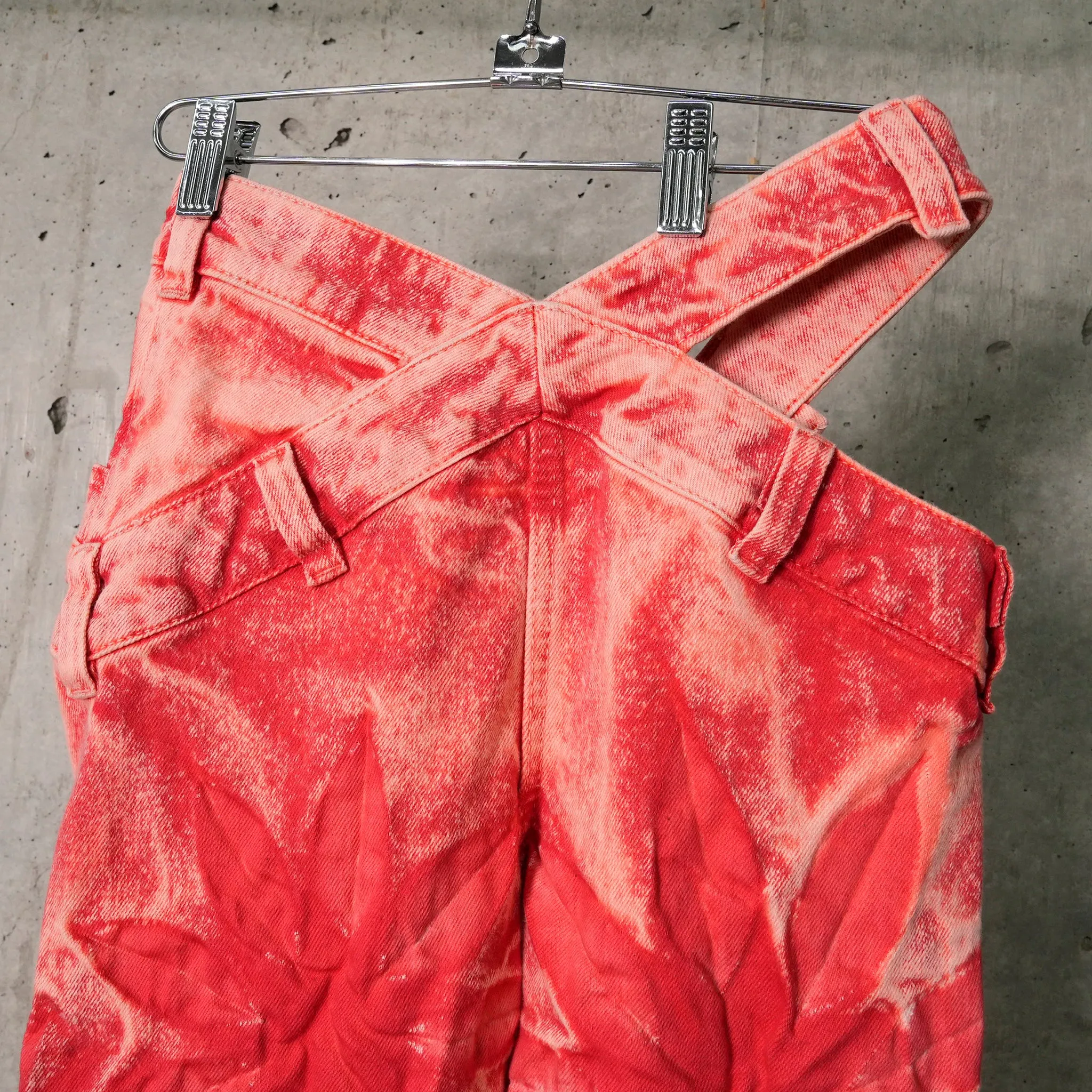 FLOWER BELL BOTTOM ASYMMETRIC SKINNY JEANS / WEATHERED RED