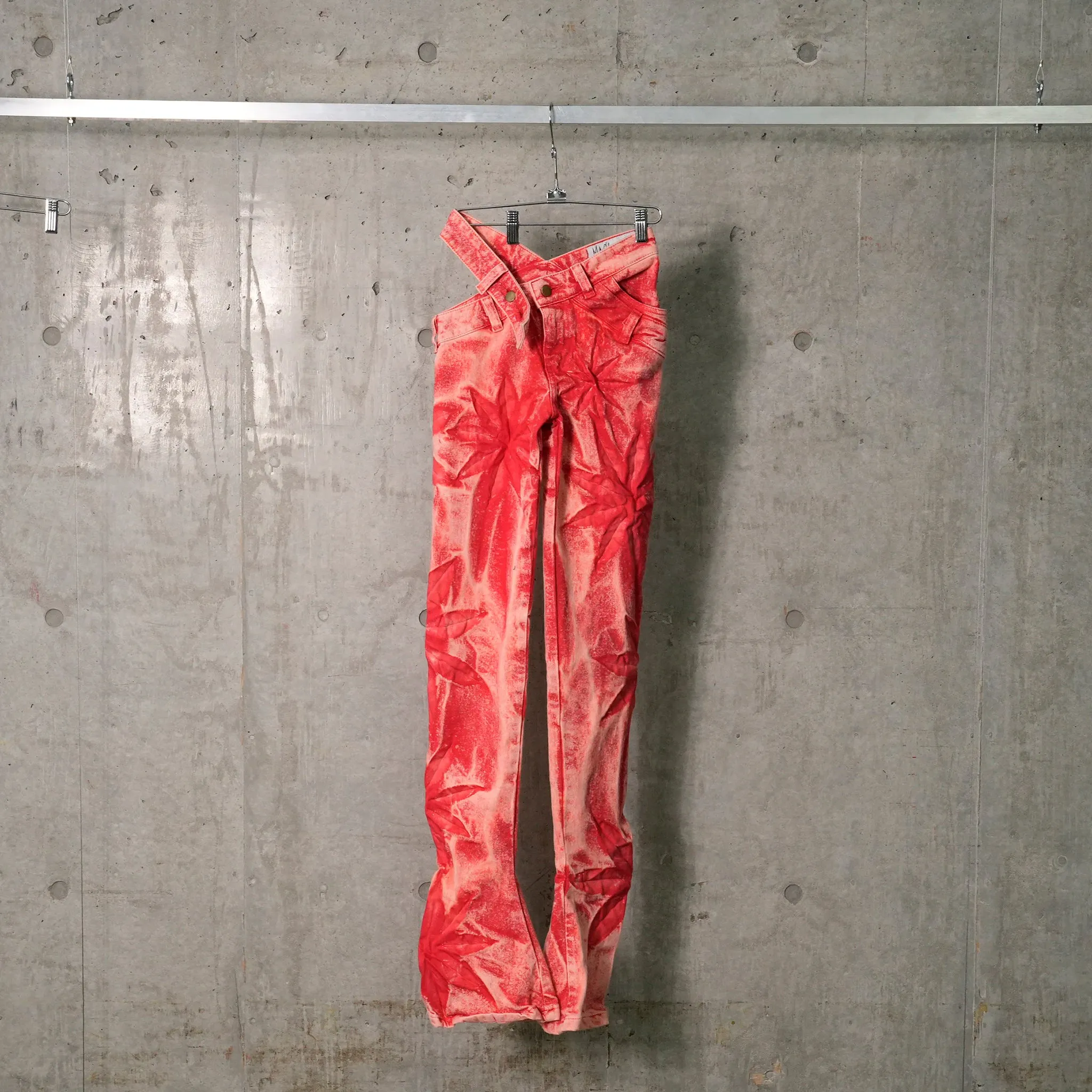 FLOWER BELL BOTTOM ASYMMETRIC SKINNY JEANS / WEATHERED RED