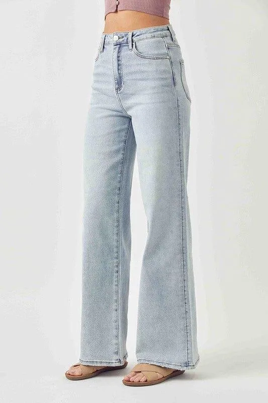 High Wise wide leg jeans in light was