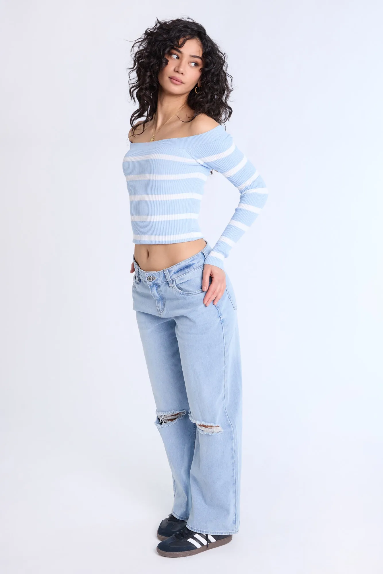 Low Rise Baggy Jeans