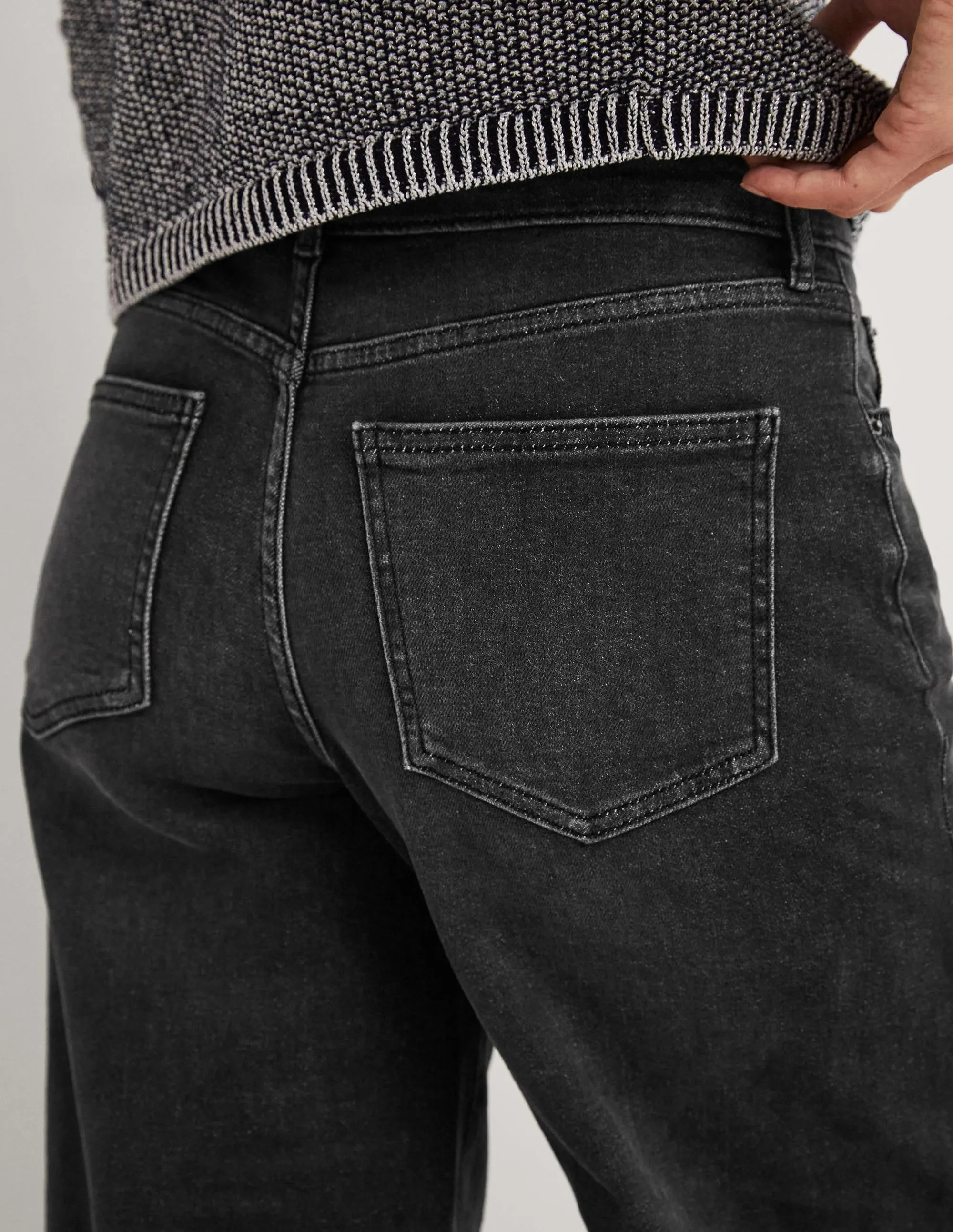 Low Rise Wide Leg Jeans-Black