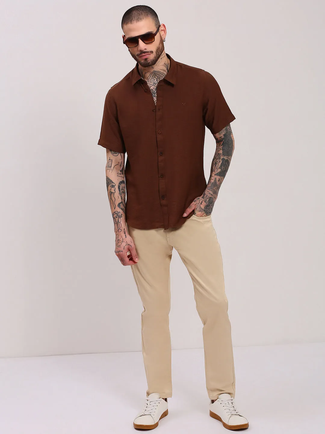 Men Beige Low-Rise Slim Fit Jeans