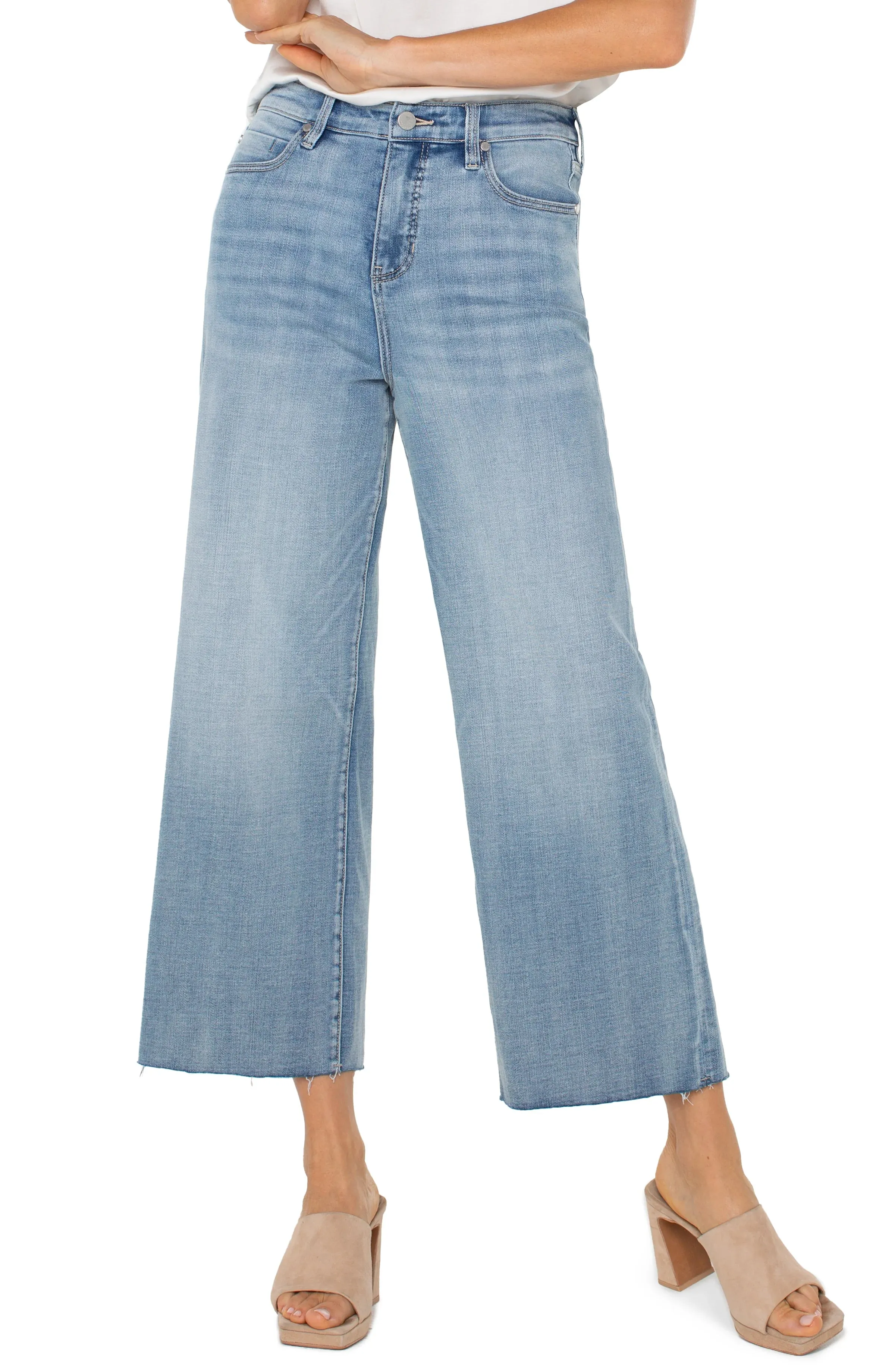 Stride Wide Leg Jeans